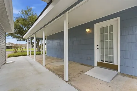 $270,000 | 7019 Burgundy Drive, Lake Charles, LA 70605