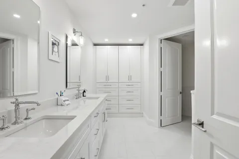 $1,150,000 | 810 Juno Ocean Walk, Unit 402, Juno Beach, FL 33408