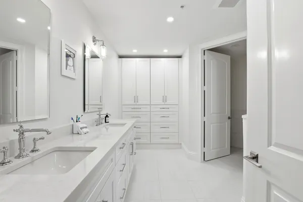 $1,150,000 | 810 Juno Ocean Walk, Unit 402, Juno Beach, FL 33408