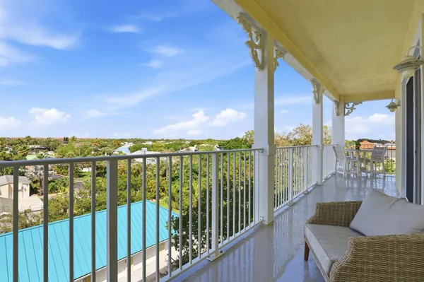 $1,150,000 | 810 Juno Ocean Walk, Unit 402, Juno Beach, FL 33408