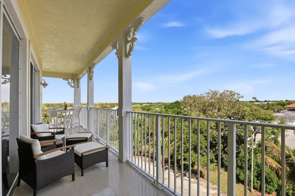 $1,150,000 | 810 Juno Ocean Walk, Unit 402, Juno Beach, FL 33408