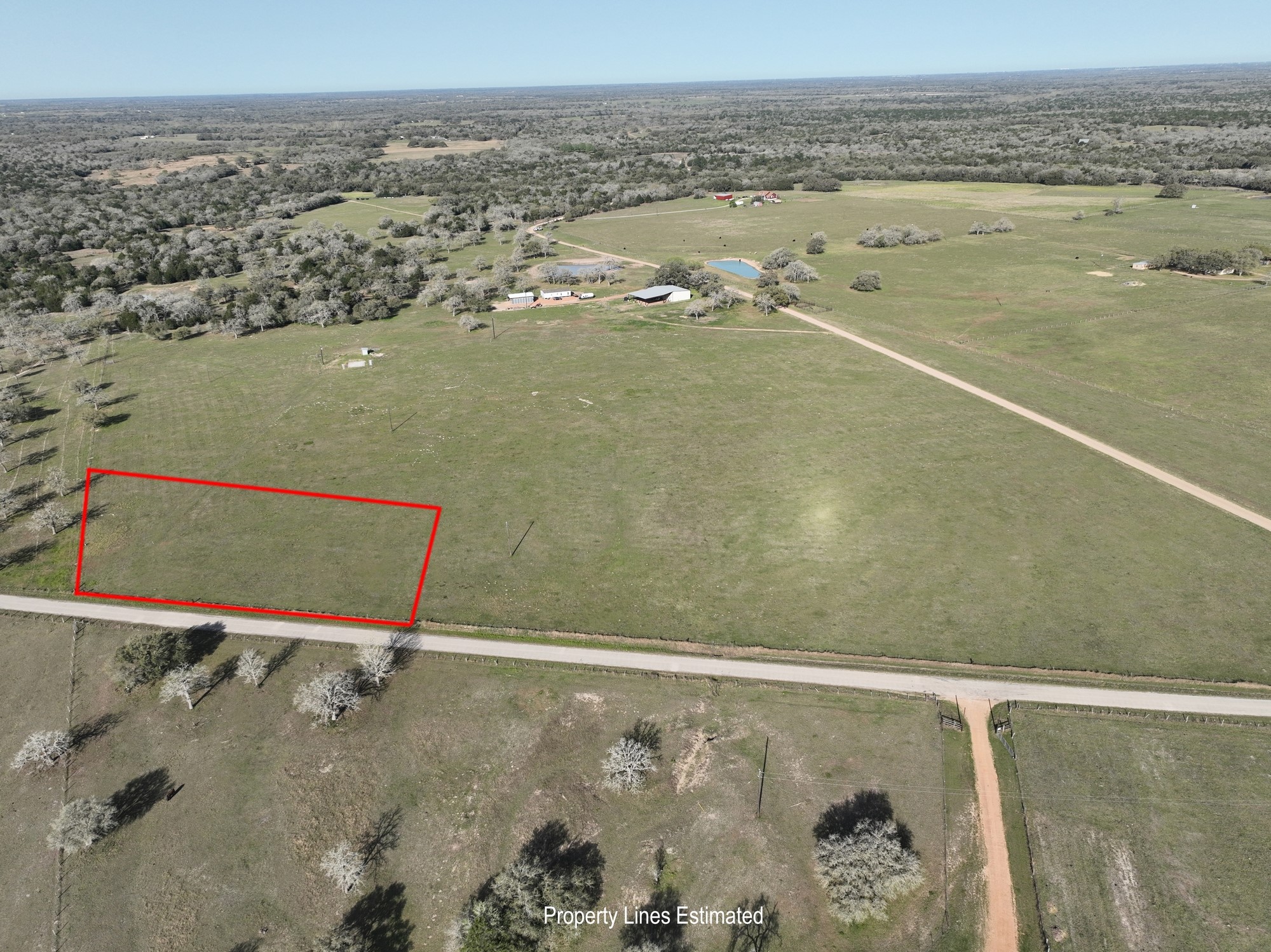 4 County Road 444 Hallettsville, TX 77964 - Photo 2 of 5 a view of an ocean