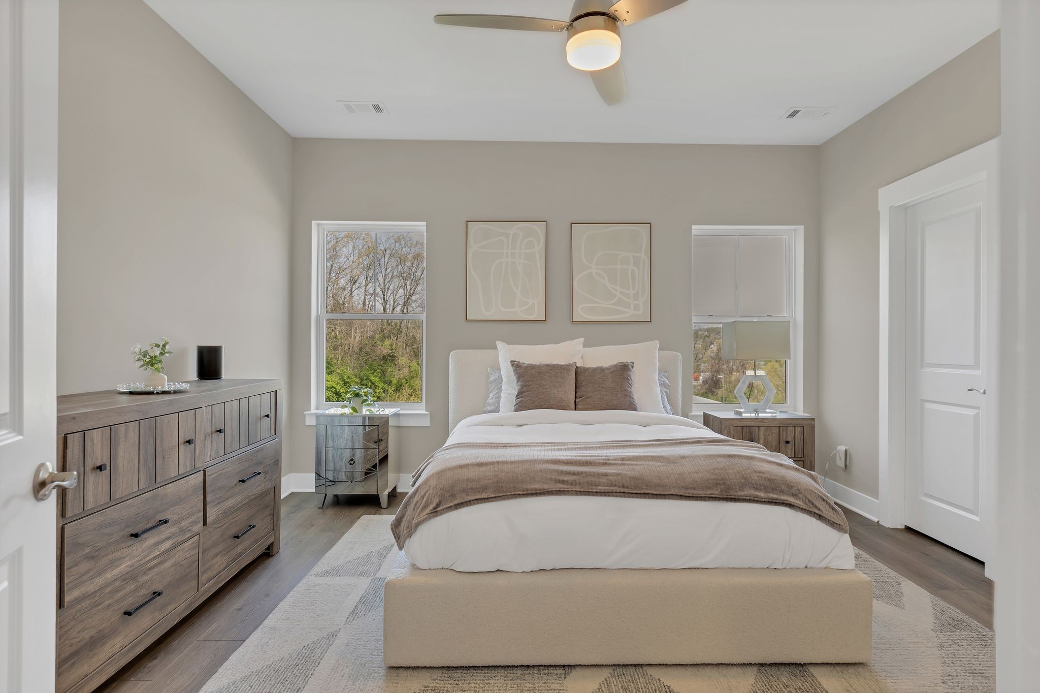 253 Stonecrest Drive Nashville, TN 37209 - Photo 25 of 36 a bedroom with a bed and window