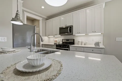 $625,000 | 1605 Boyer Street, Raleigh, NC 27610