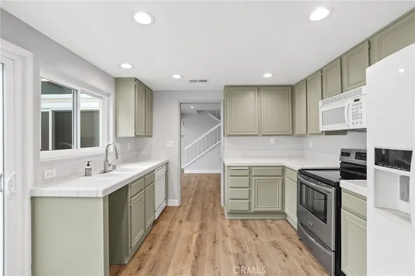 $4,800 | 11 Chardonnay, Unit 58, Irvine, CA 92614