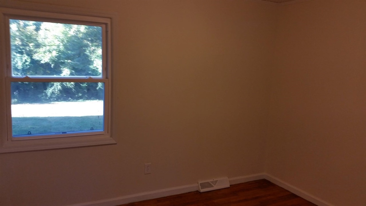954 Crenshaw Street Pendleton, SC 29670 - Photo 6 of 10 Gallery Image 6