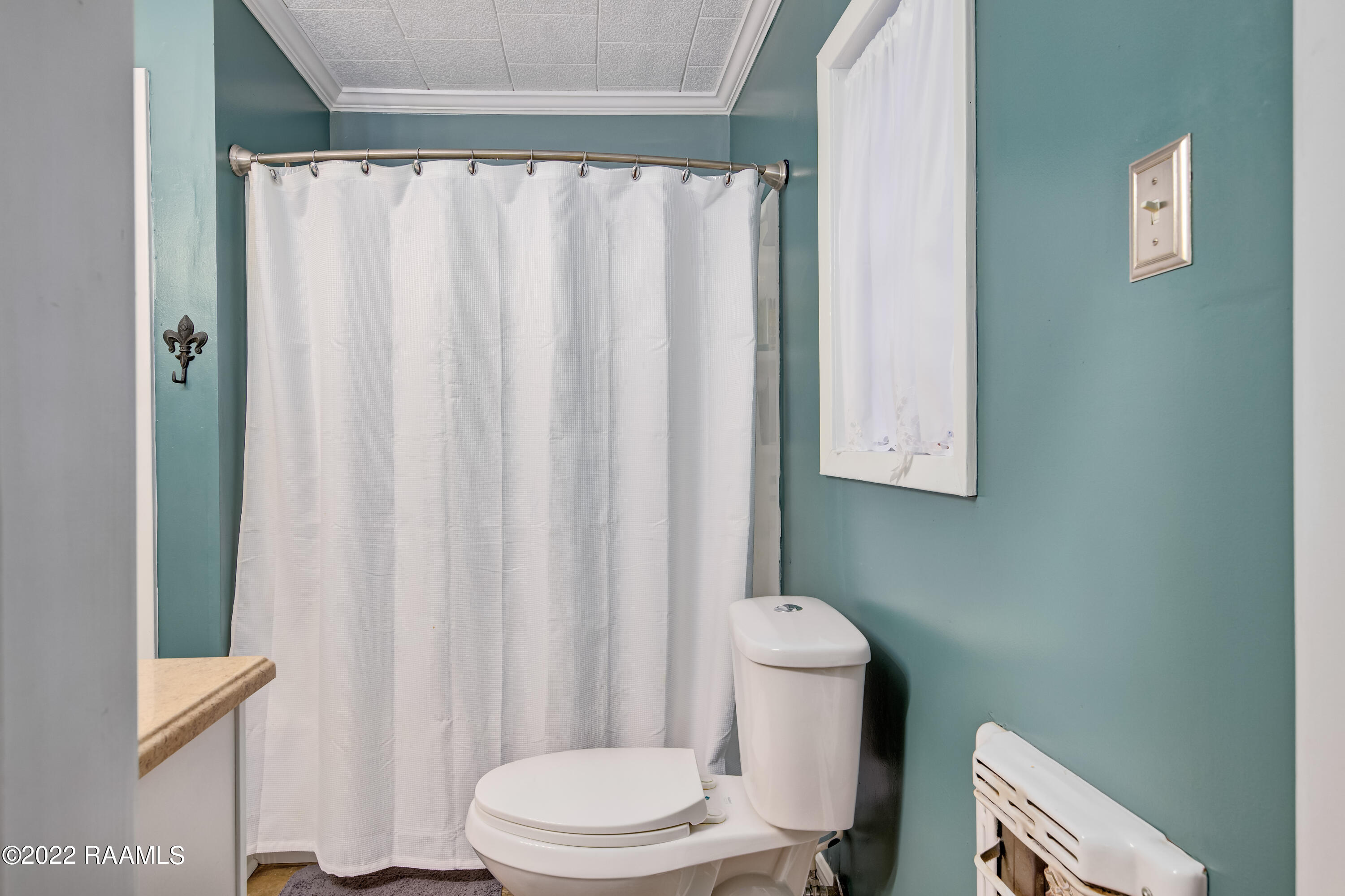 518 Loreauville Road New Iberia, LA 70563 - Photo 16 of 23 518 Loreauville -19