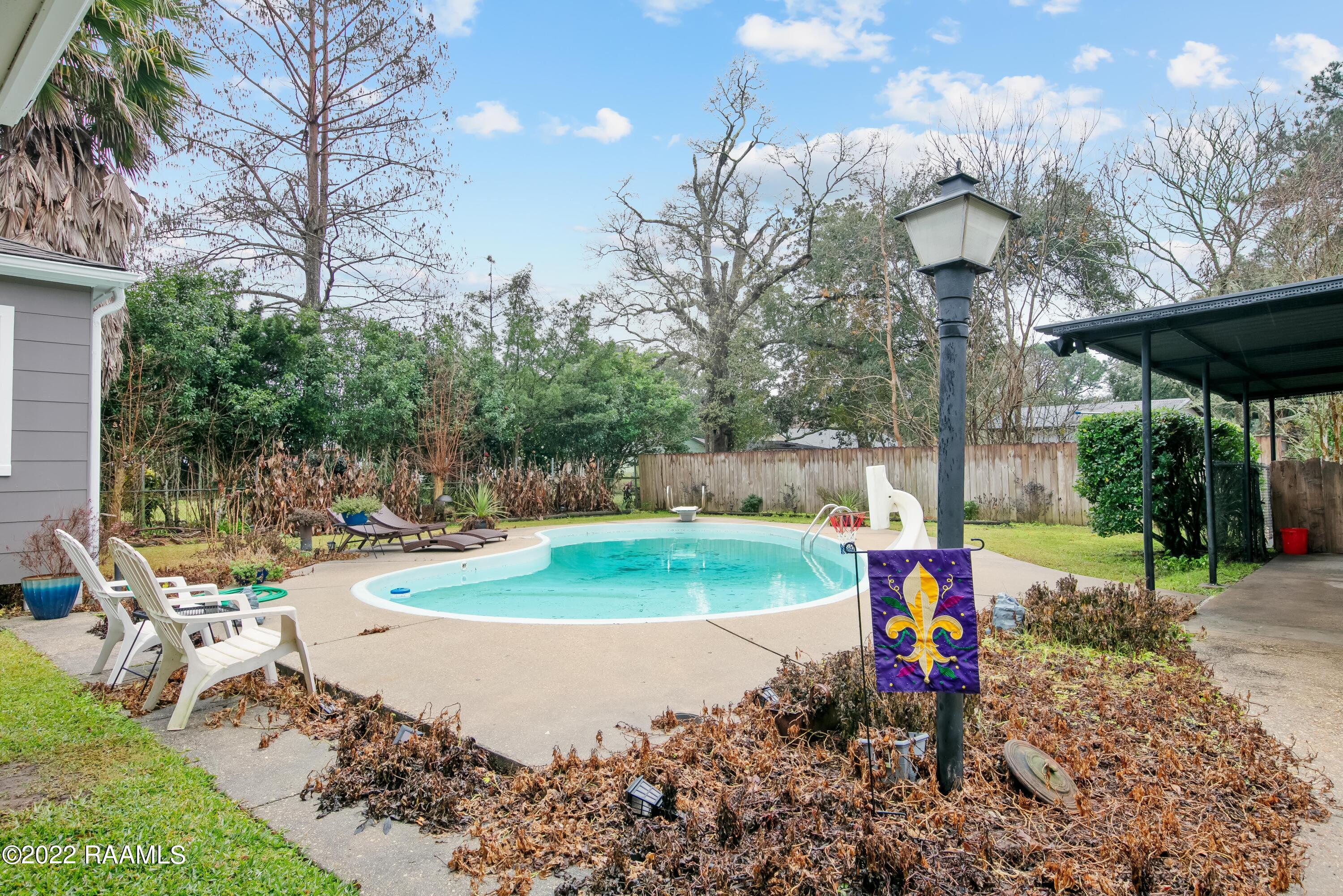 518 Loreauville Road New Iberia, LA 70563 - Photo 20 of 23 518 Loreauville -23