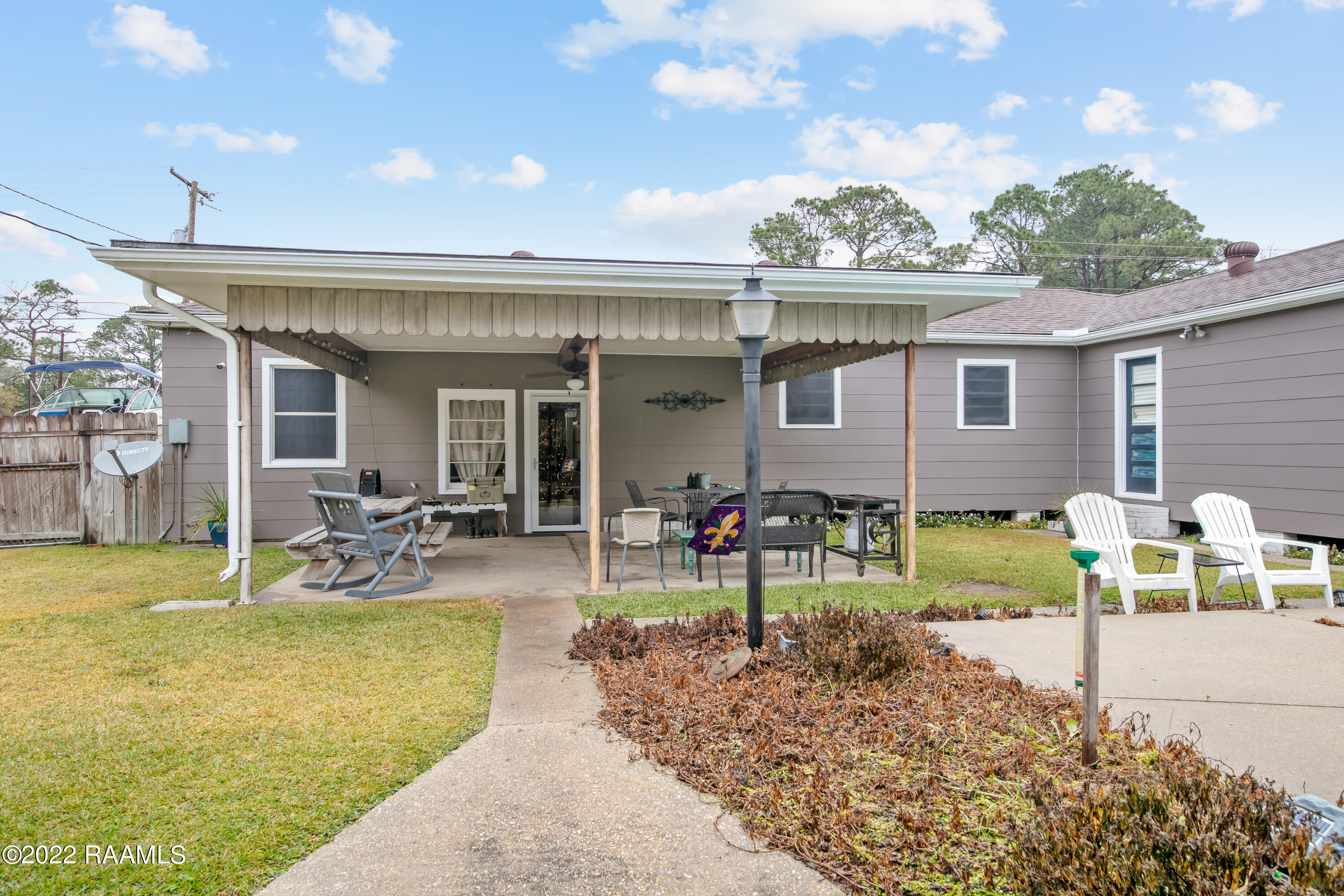 518 Loreauville Road New Iberia, LA 70563 - Photo 22 of 23 518 Loreauville -25