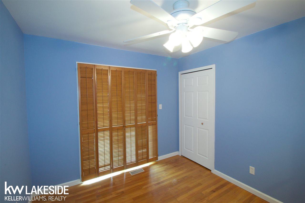3904 Rolf Drive Warren, MI 48092 - Photo 13 of 44 31357551-12.JPG