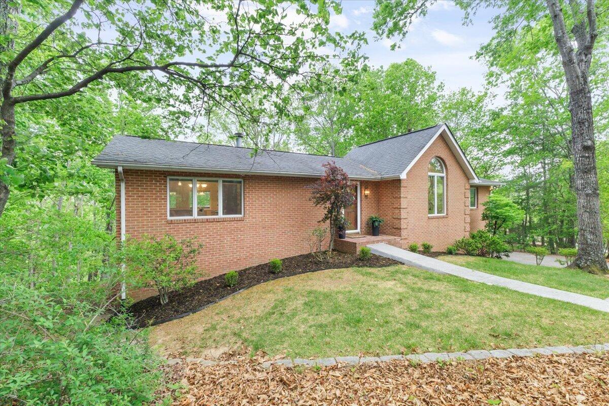 5751 Cox Hopkins Road Roanoke, VA 24014 - Photo 7 of 48 04-5751 Cox Hopkins Rd-4
