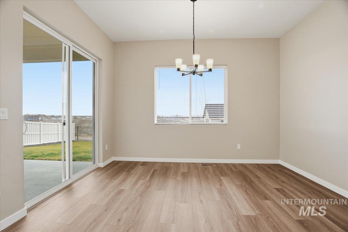 1375 White Cliffs Street Middleton, ID 83644 - Photo 7 of 40