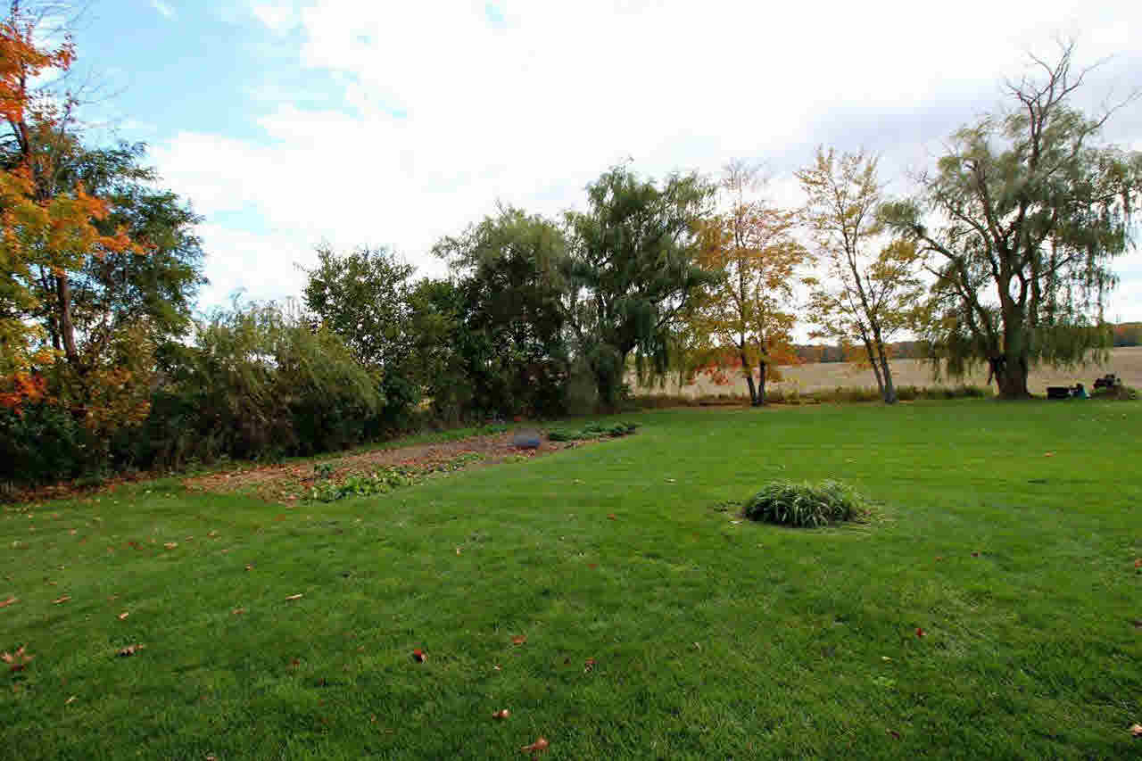 7161 Beecher Road Flint, MI 48532 - Photo 12 of 24 21231394-11.JPG