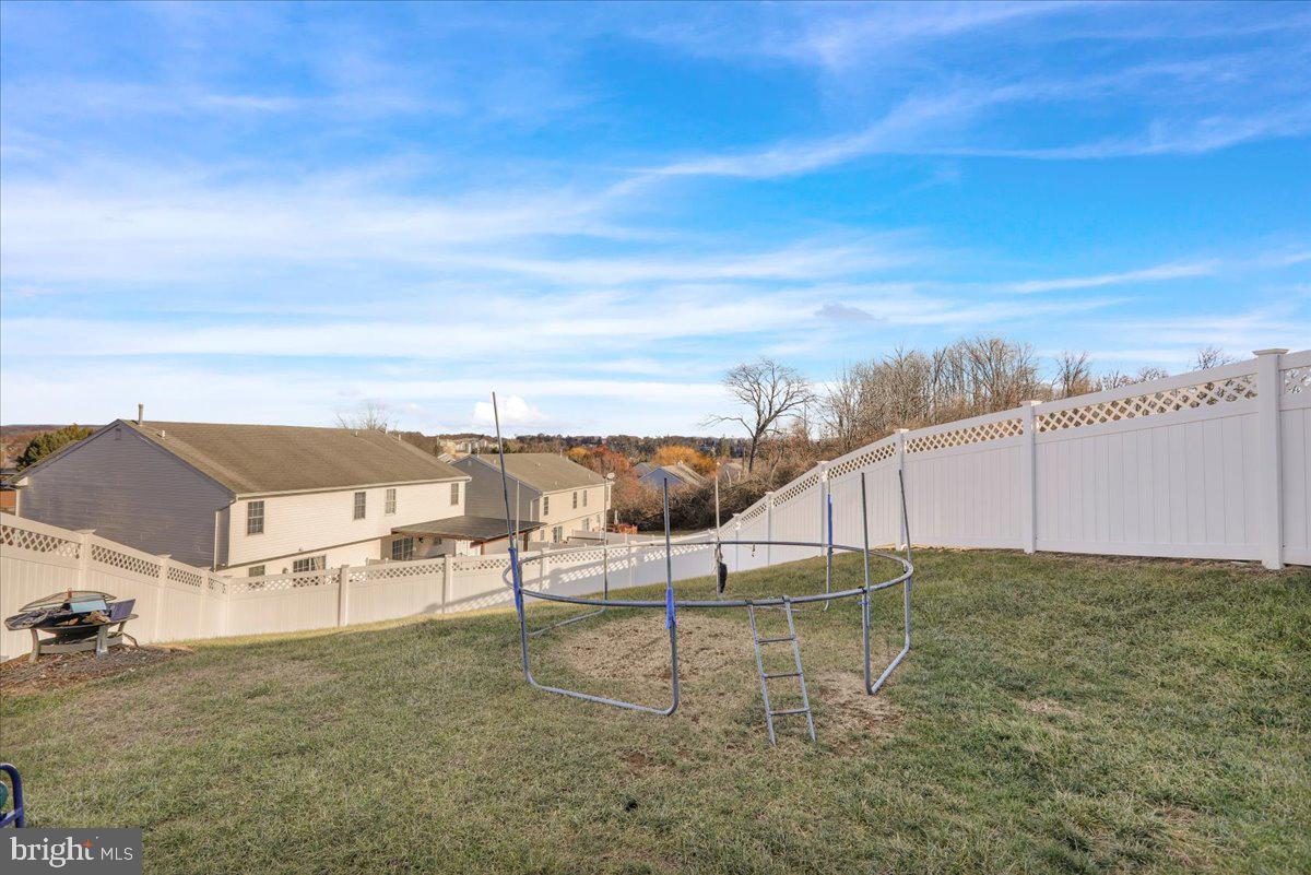 383 Oneida Drive Reading, PA 19608 - Photo 26 of 27