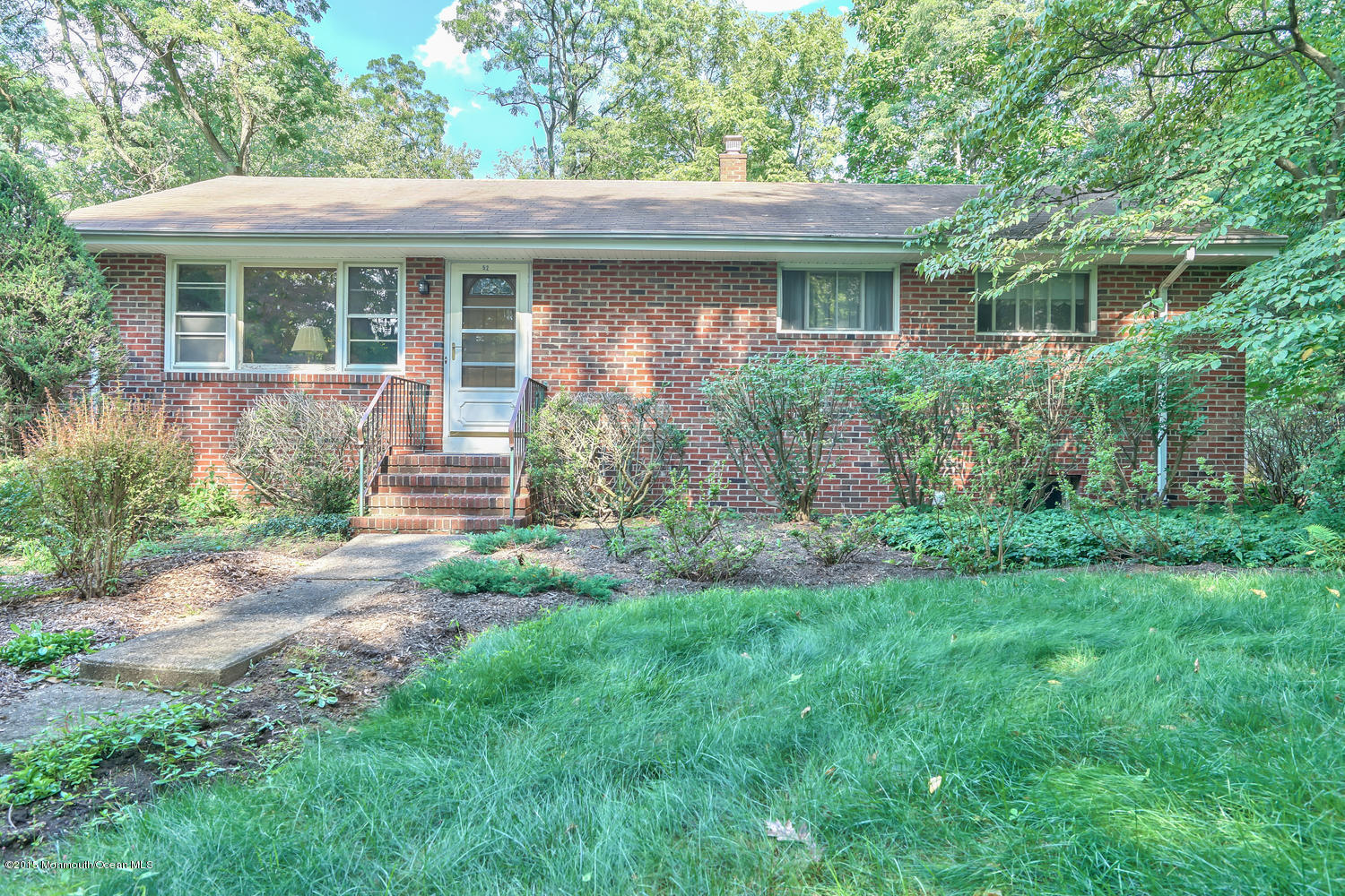 52 Line Road Holmdel, NJ 07733 - Photo 1 of 25 52 Line Rd Holmdel NJ 07733-large-002-25