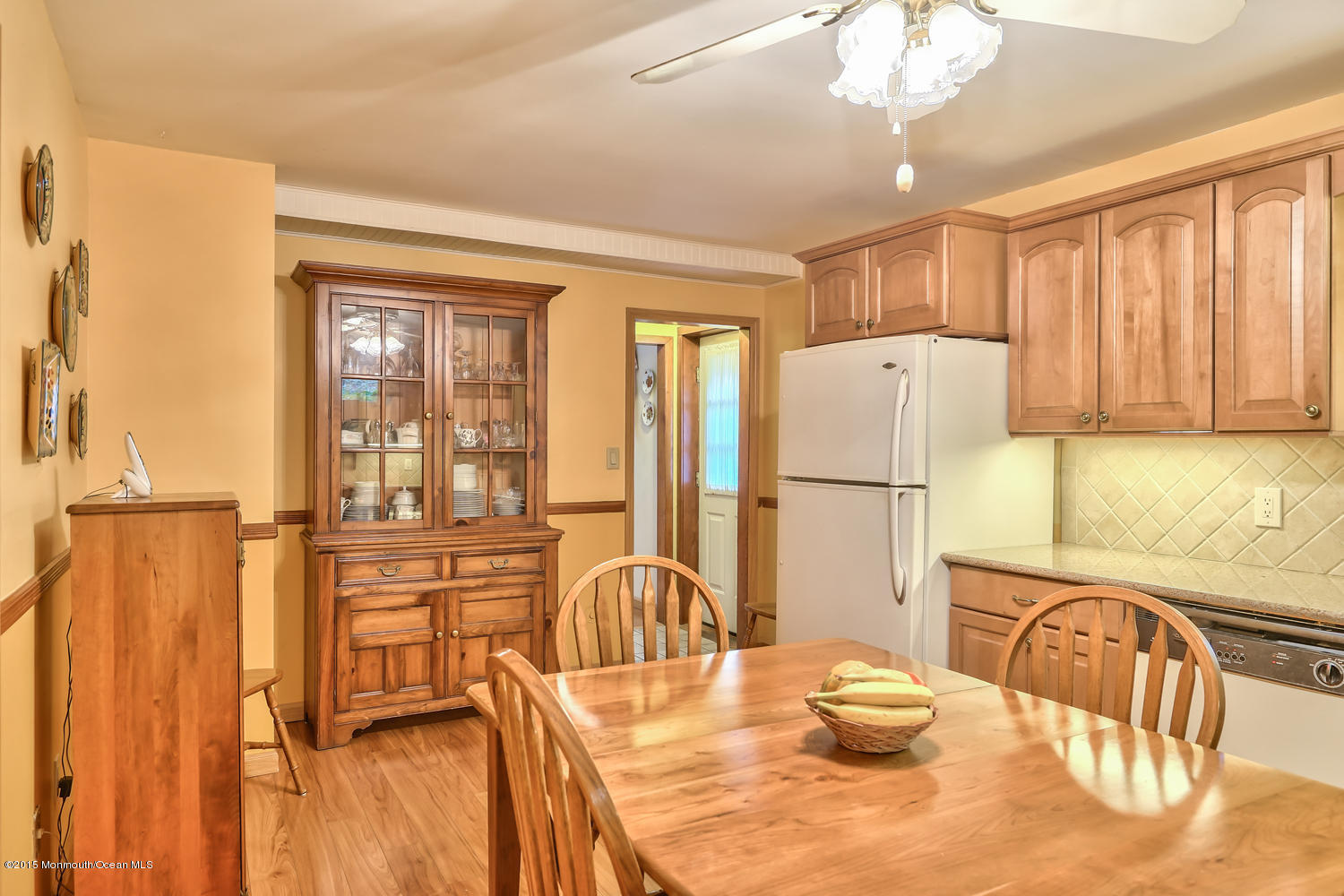 52 Line Road Holmdel, NJ 07733 - Photo 16 of 25 52 Line Rd Holmdel NJ 07733-large-020-4-