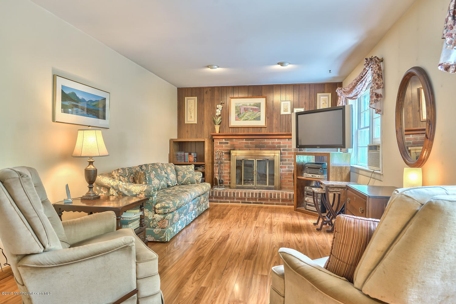 52 Line Road Holmdel, NJ 07733 - Photo 18 of 25 52 Line Rd Holmdel NJ 07733-large-022-11
