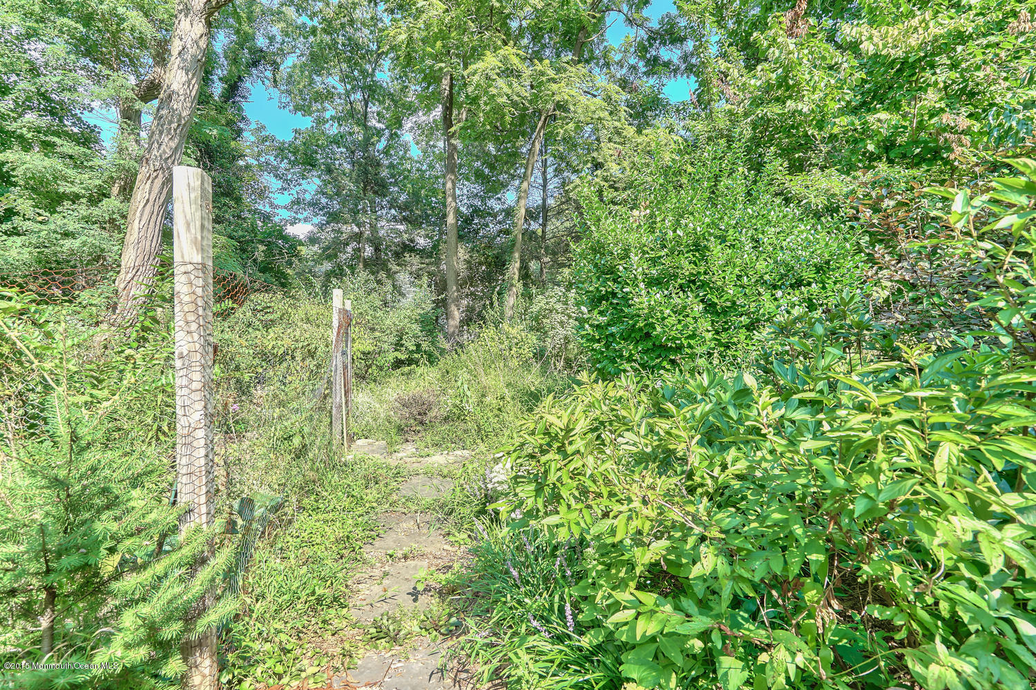 52 Line Road Holmdel, NJ 07733 - Photo 24 of 25 52 Line Rd Holmdel NJ 07733-large-033-23