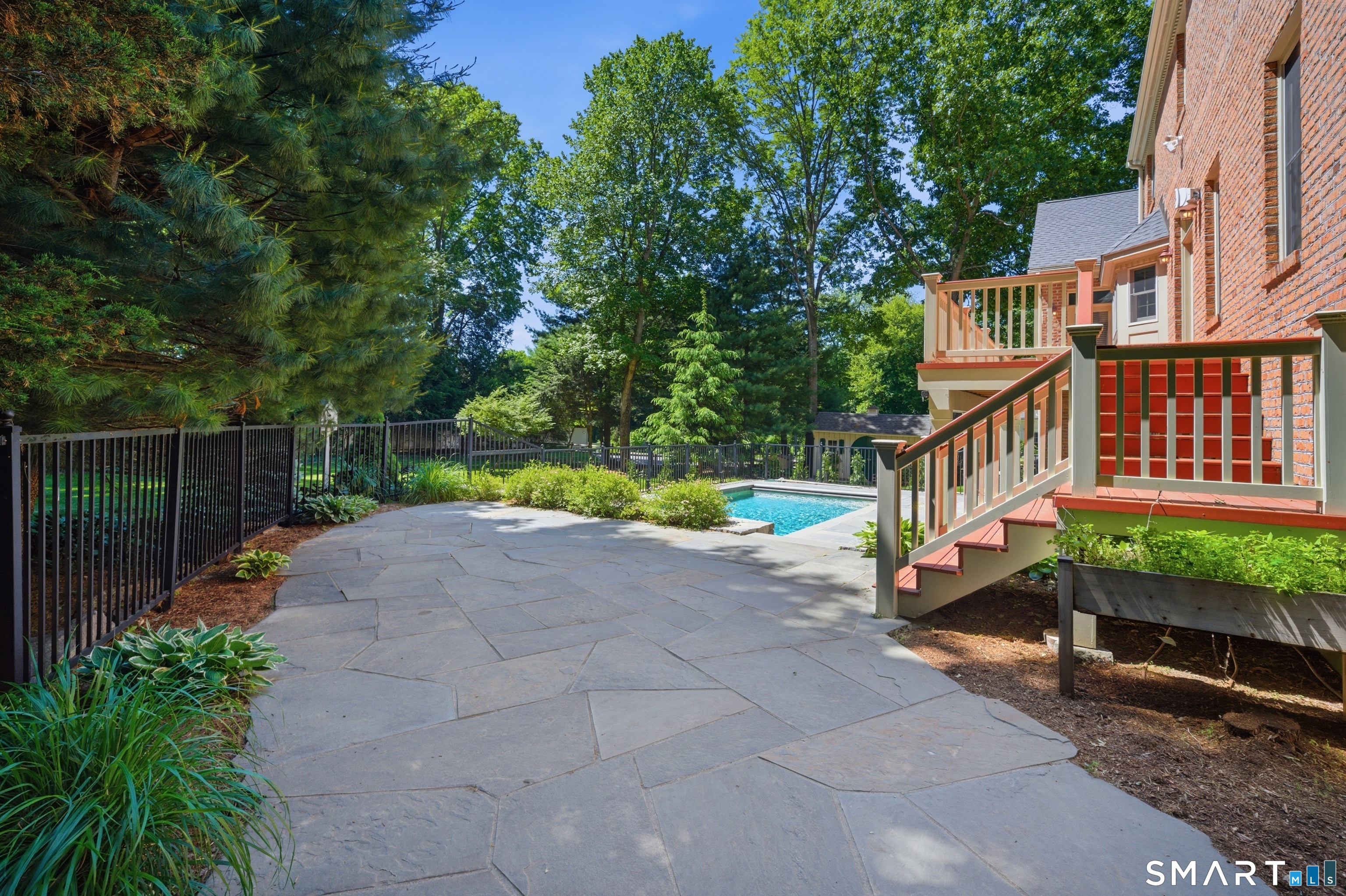 254 Sherwood Farm Road Fairfield, CT 06824 - Photo 32 of 36