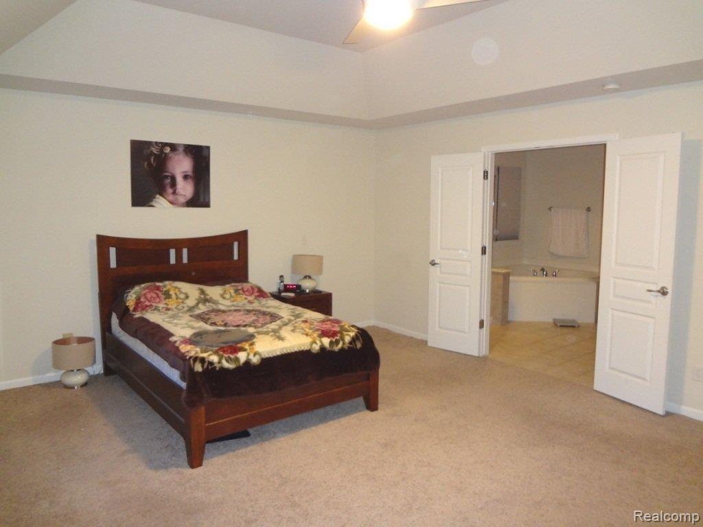 49377 Oxley Road Macomb, MI 48044 - Photo 12 of 23 MasterBdrm2.JPG