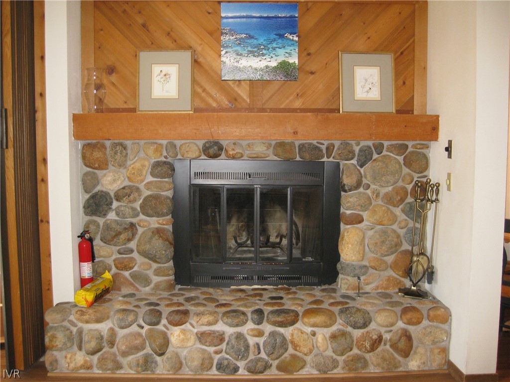 335 Ski Way, Unit 314 Incline Village, NV 89451 - Photo 13 of 15 a view of front door of house