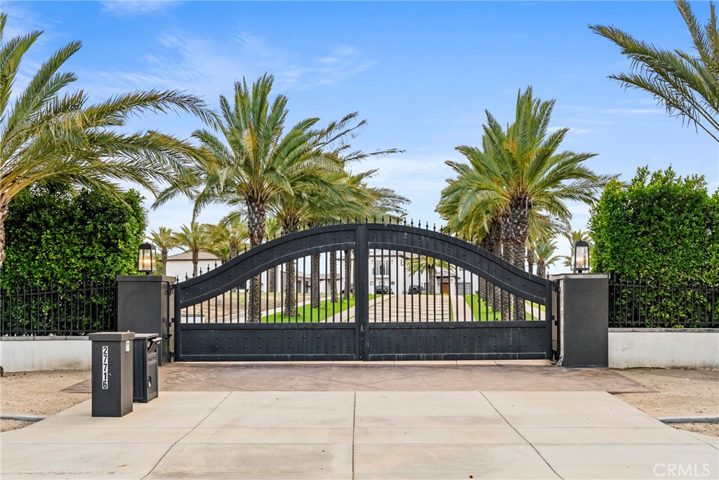 27716 Sycamore Mesa Road Temecula, CA 92590 - Photo 2 of 73