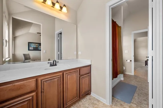 $430,000 | 1112 Vickery Drive, DeSoto, TX 75115