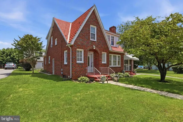 $369,900 | 69 South Main Street, Stewartstown, PA 17363