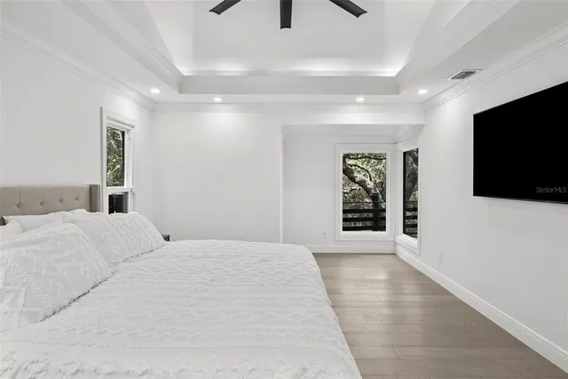 $1,999,000 | 900 Oak Hollow Place, Brandon, FL 33510