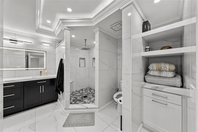 $1,999,000 | 900 Oak Hollow Place, Brandon, FL 33510