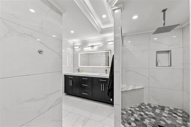 $1,999,000 | 900 Oak Hollow Place, Brandon, FL 33510