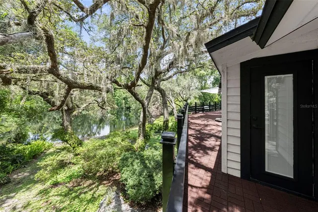 $1,999,000 | 900 Oak Hollow Place, Brandon, FL 33510