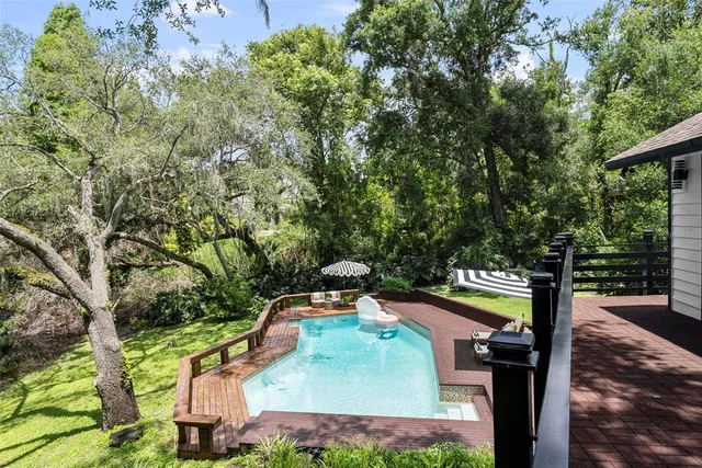 $1,999,000 | 900 Oak Hollow Place, Brandon, FL 33510