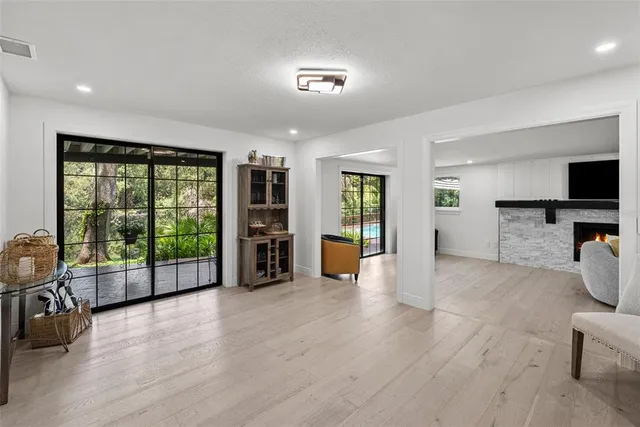 $1,999,000 | 900 Oak Hollow Place, Brandon, FL 33510