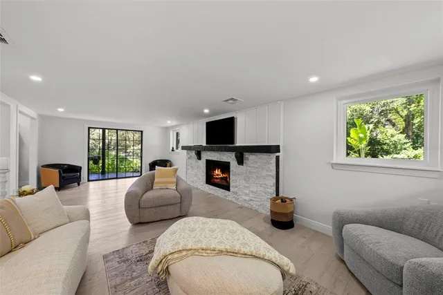 $1,999,000 | 900 Oak Hollow Place, Brandon, FL 33510