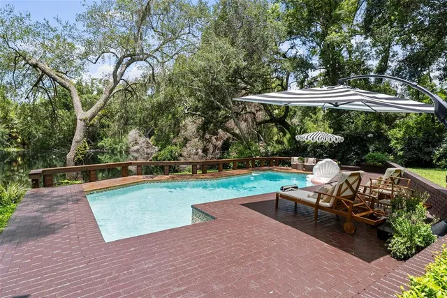 $1,999,000 | 900 Oak Hollow Place, Brandon, FL 33510