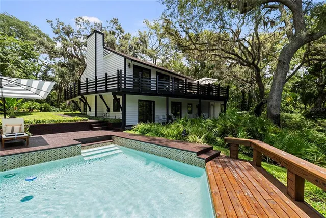 $1,999,000 | 900 Oak Hollow Place, Brandon, FL 33510