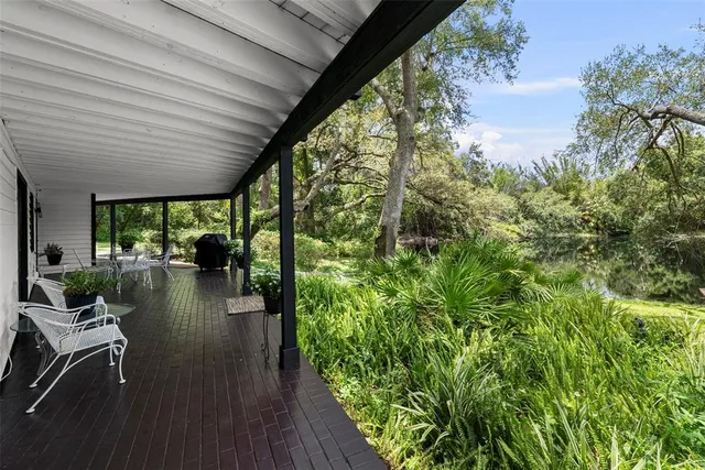 $1,999,000 | 900 Oak Hollow Place, Brandon, FL 33510