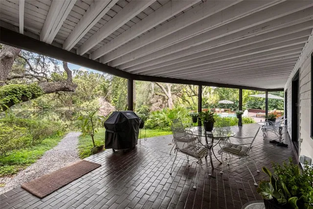 $1,999,000 | 900 Oak Hollow Place, Brandon, FL 33510