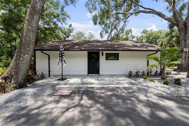 $1,999,000 | 900 Oak Hollow Place, Brandon, FL 33510