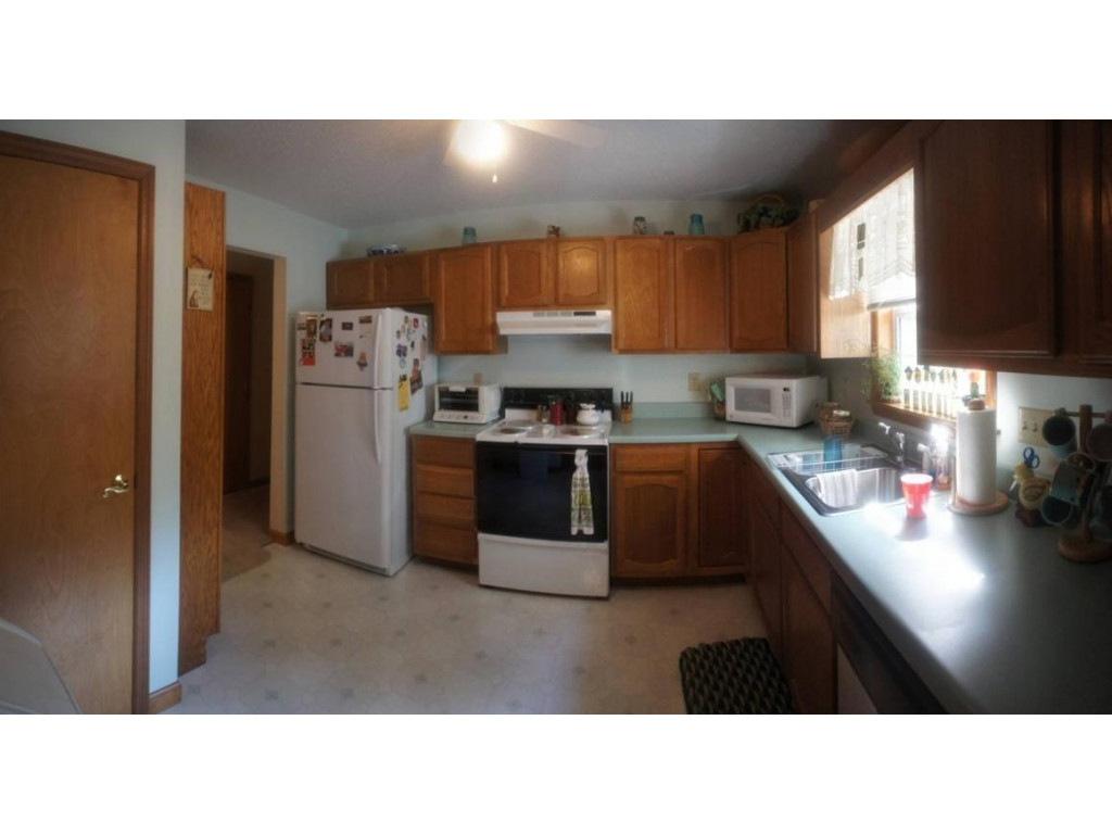 122 West Barton Ridge Road Greeneville, TN 37743 - Photo 3 of 17 Photo 3