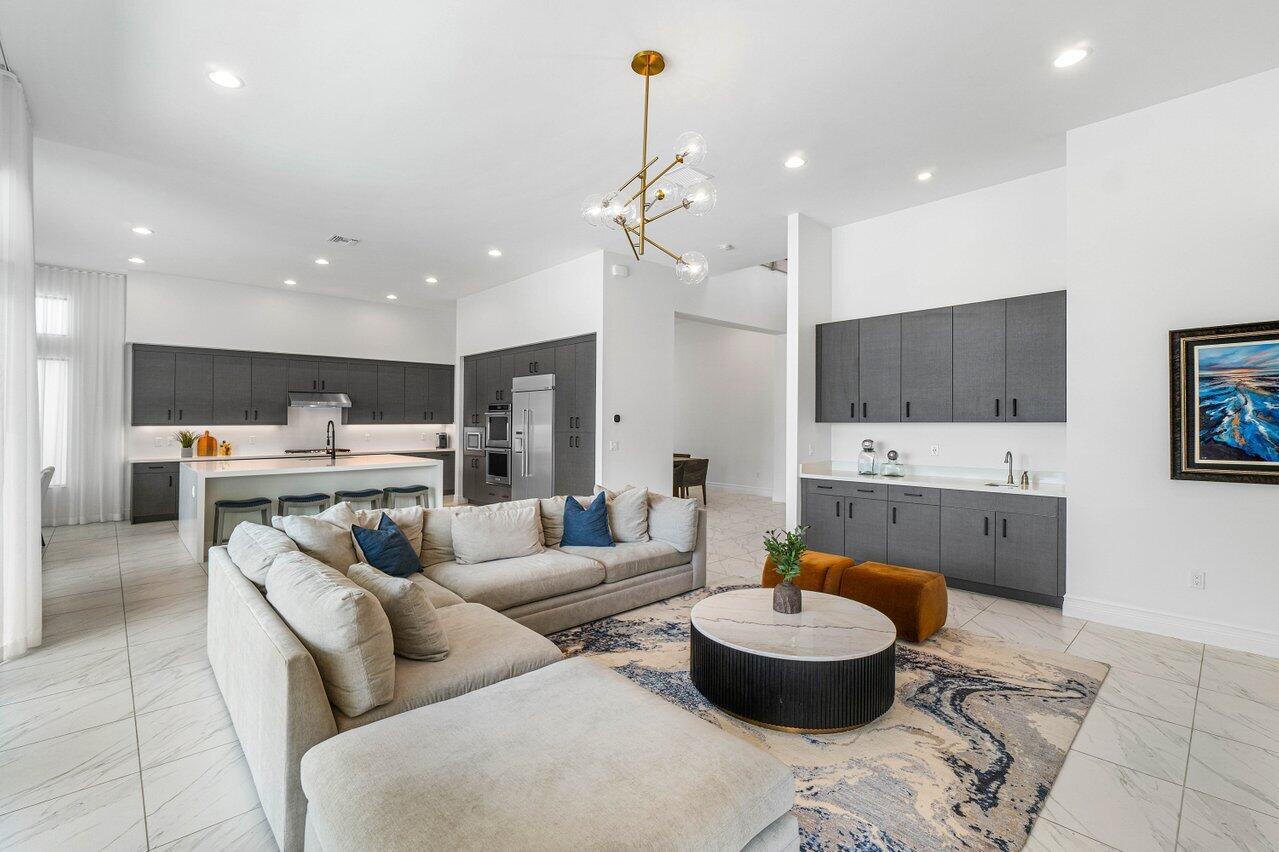 17016 Cappuccino Way Boca Raton, FL 33496 - Photo 11 of 78 Living room