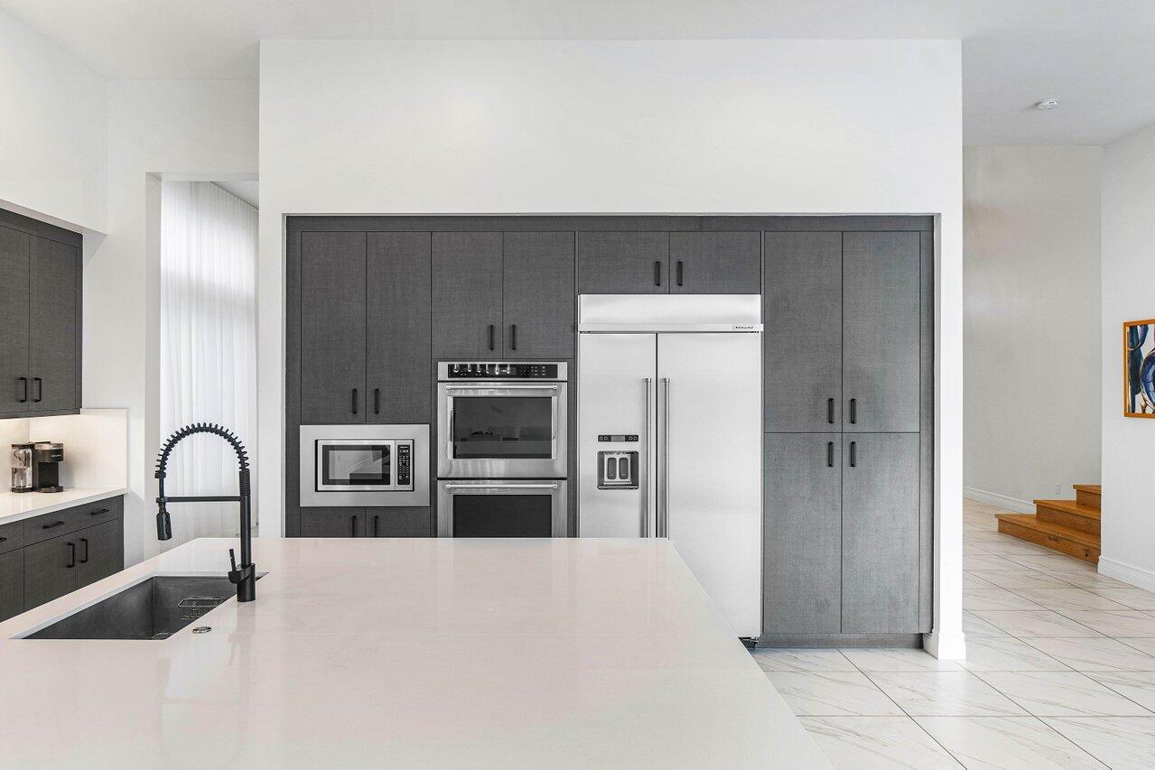 17016 Cappuccino Way Boca Raton, FL 33496 - Photo 19 of 78 Kitchen