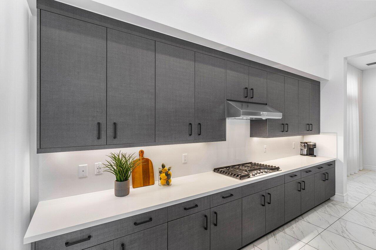 17016 Cappuccino Way Boca Raton, FL 33496 - Photo 20 of 78 Kitchen