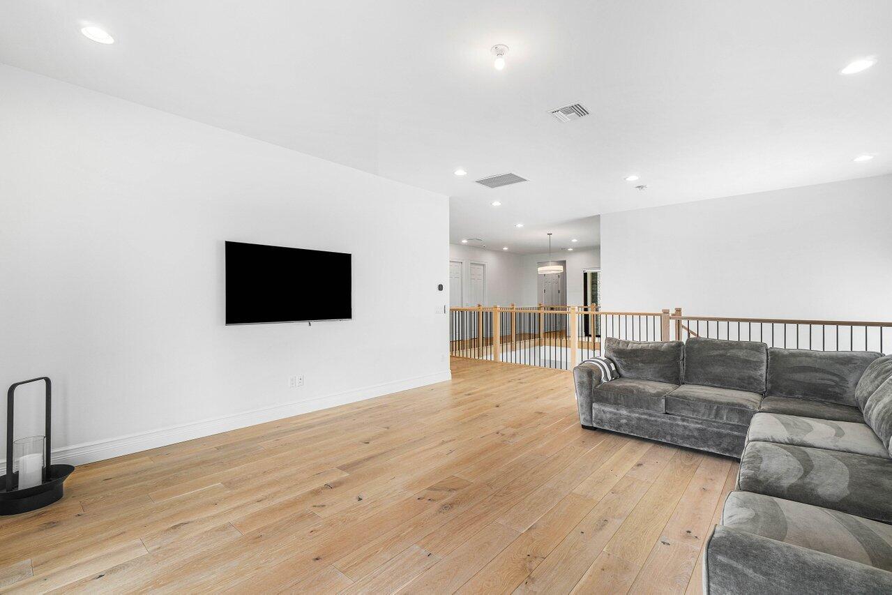 17016 Cappuccino Way Boca Raton, FL 33496 - Photo 28 of 78 Living room