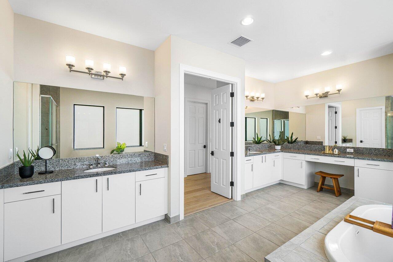 17016 Cappuccino Way Boca Raton, FL 33496 - Photo 35 of 78 Bathroom