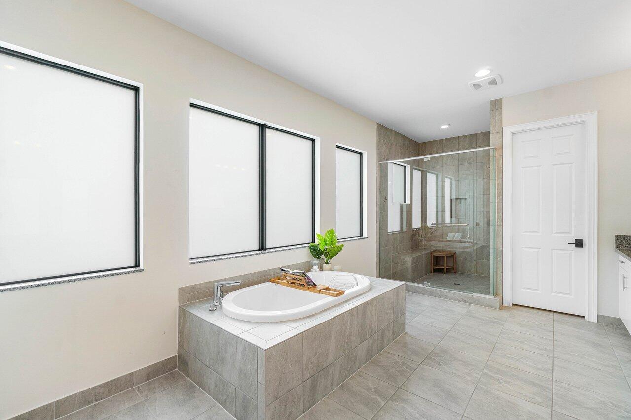 17016 Cappuccino Way Boca Raton, FL 33496 - Photo 36 of 78 Bathroom