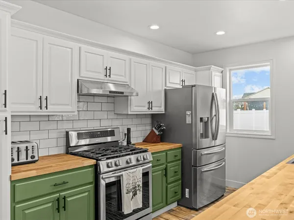 $775,000 | 1355 McHugh Avenue, Enumclaw, WA 98022