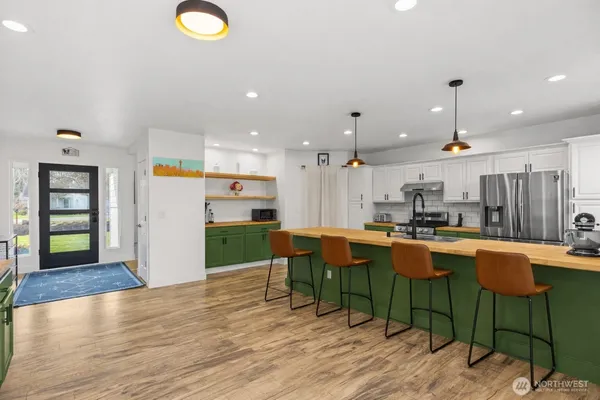 $775,000 | 1355 McHugh Avenue, Enumclaw, WA 98022