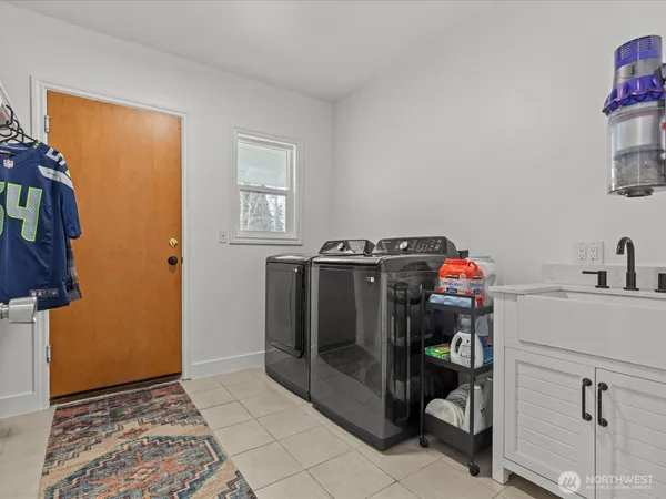 $775,000 | 1355 McHugh Avenue, Enumclaw, WA 98022